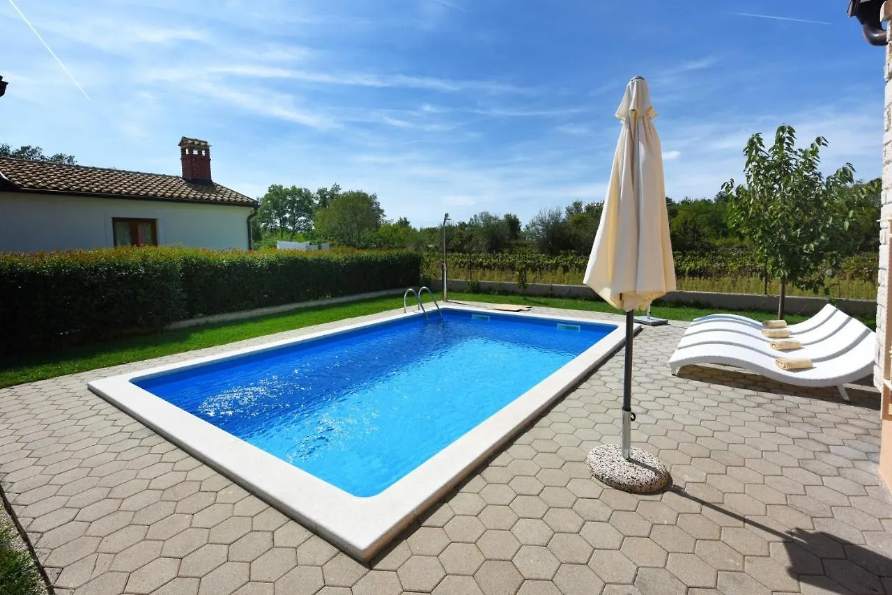 Holiday home Family Friendly House With A Swimming Pool Mofardini, Central Istria - Sredisnja Istra - 20586