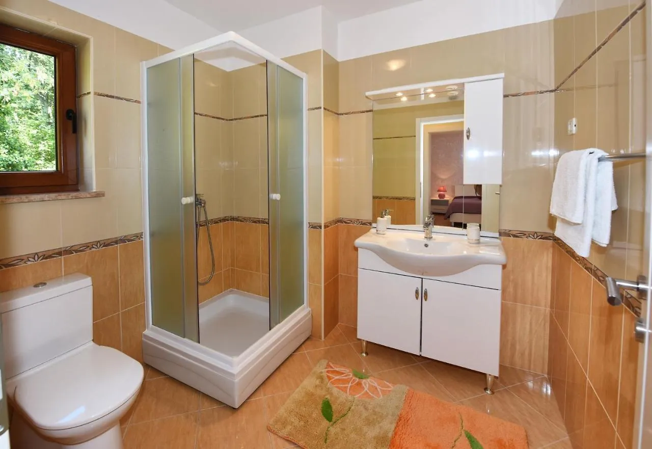Family Friendly House With A Swimming Pool Mofardini, Central Istria - Sredisnja Istra - 20586 Holiday home